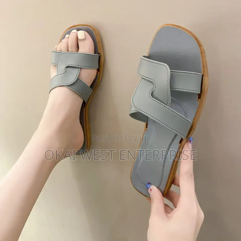 Chic Summer Cross-Band Slippers for Women ( Rubber Based)