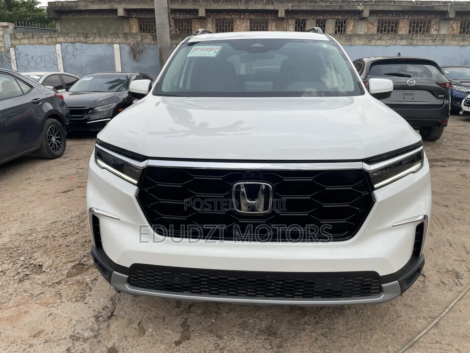 Honda Pilot Elite AWD 2024 White