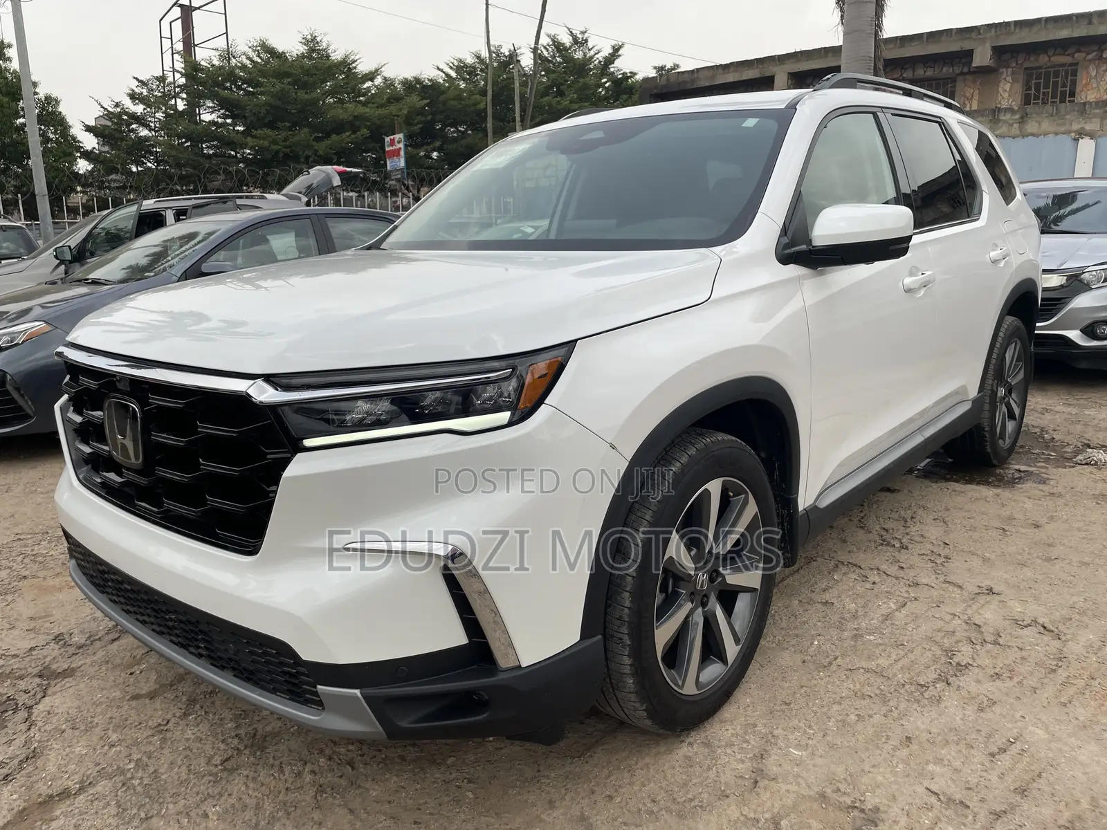 Honda Pilot Elite AWD 2024 White