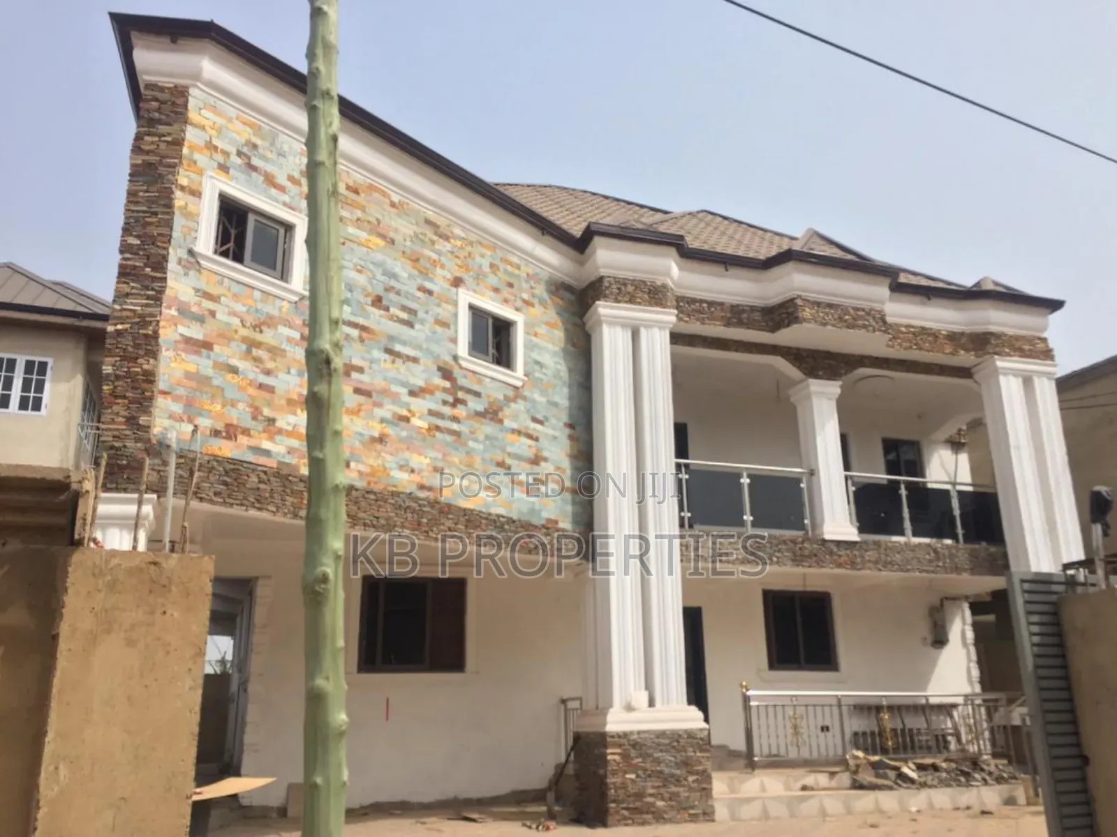 5bdrm House in Kb Properties, Spintex for rent