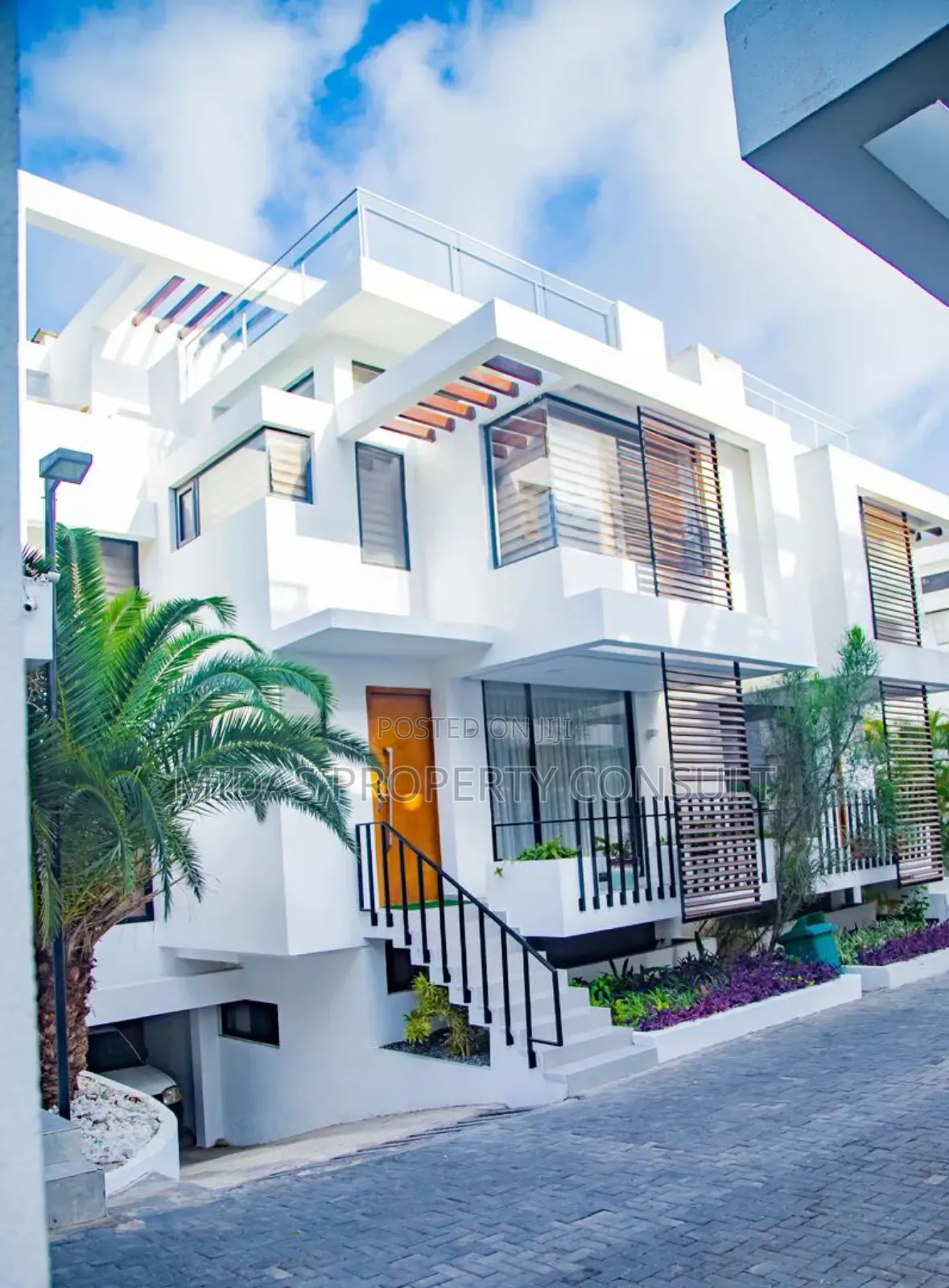 Furnished 5bdrm House in Cantonment, Cantonments for rent