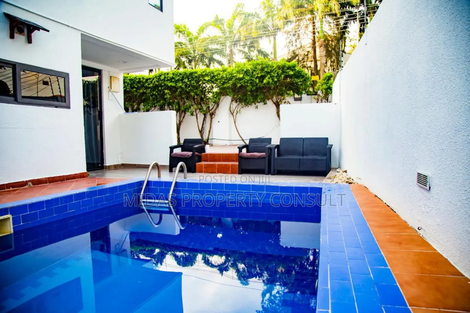 Furnished 5bdrm House in Cantonment, Cantonments for rent