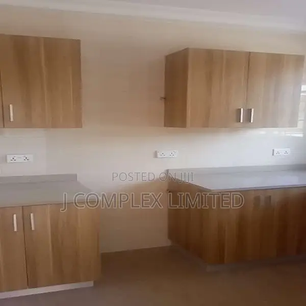 3bdrm Apartment in Prisons School Area for rent