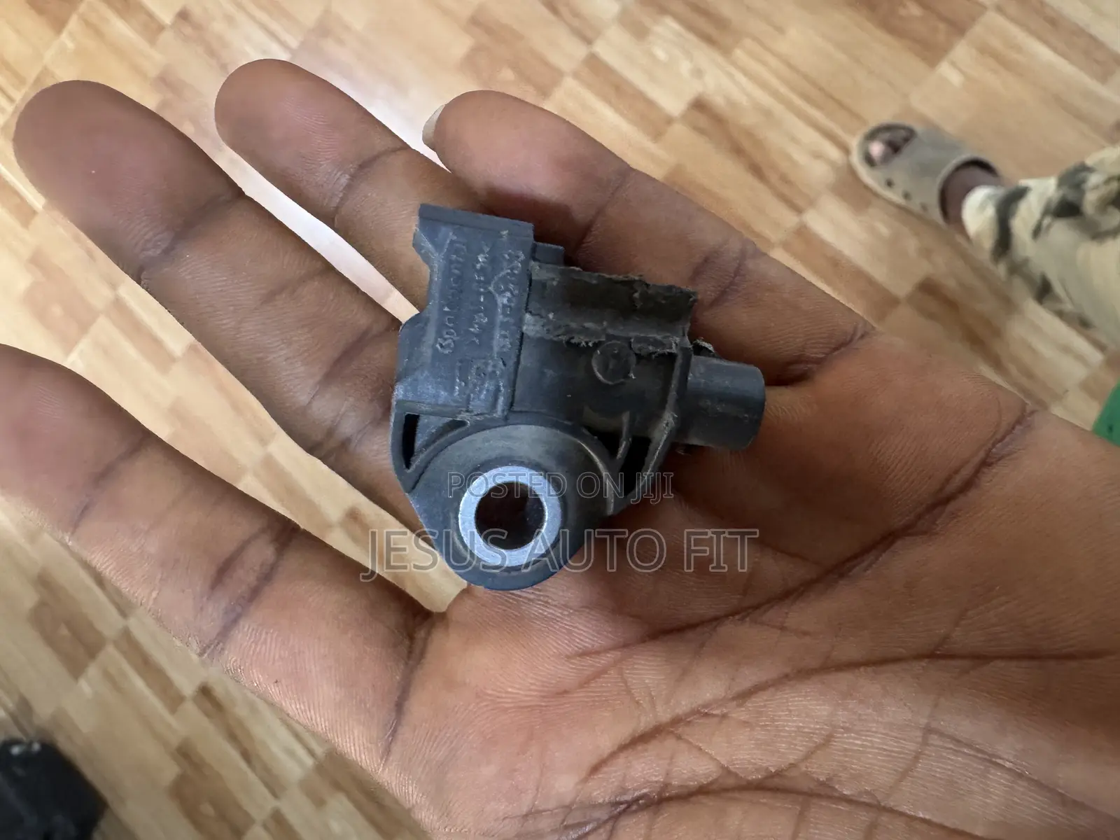 2018-22 Honda Accord Impact Sensor Sensor Part Number77930-Tva-A010-M4