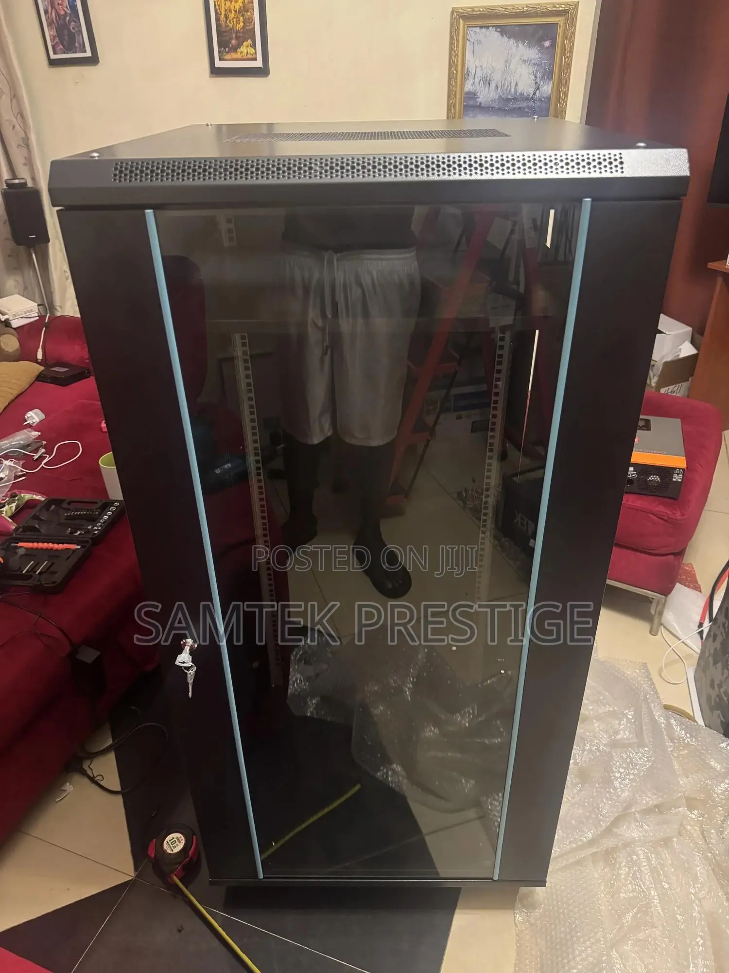 Design Server Rack 22u Network Cabinet Floor Stand