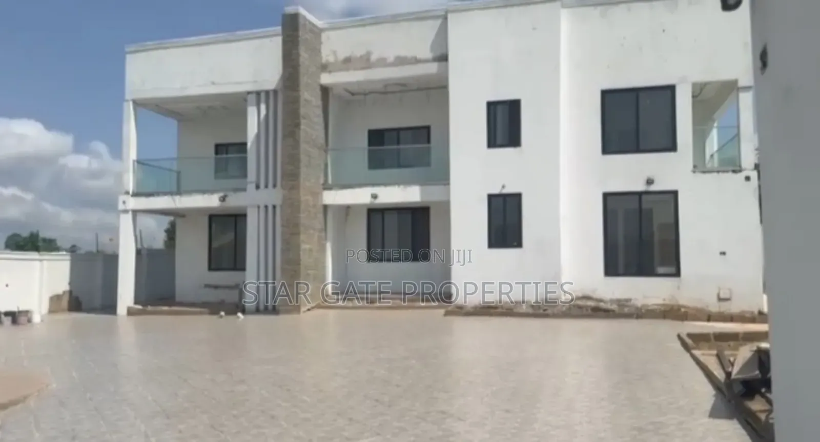 5bdrm House in Abuakwa Sepaase, Kumasi Metropolitan for sale