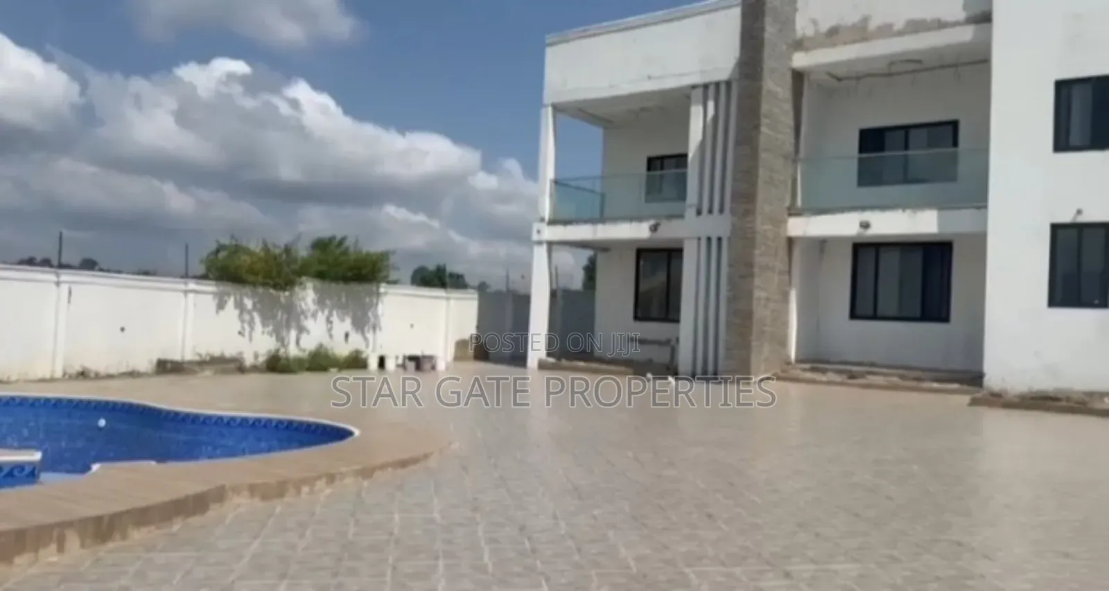 5bdrm House in Abuakwa Sepaase, Kumasi Metropolitan for sale