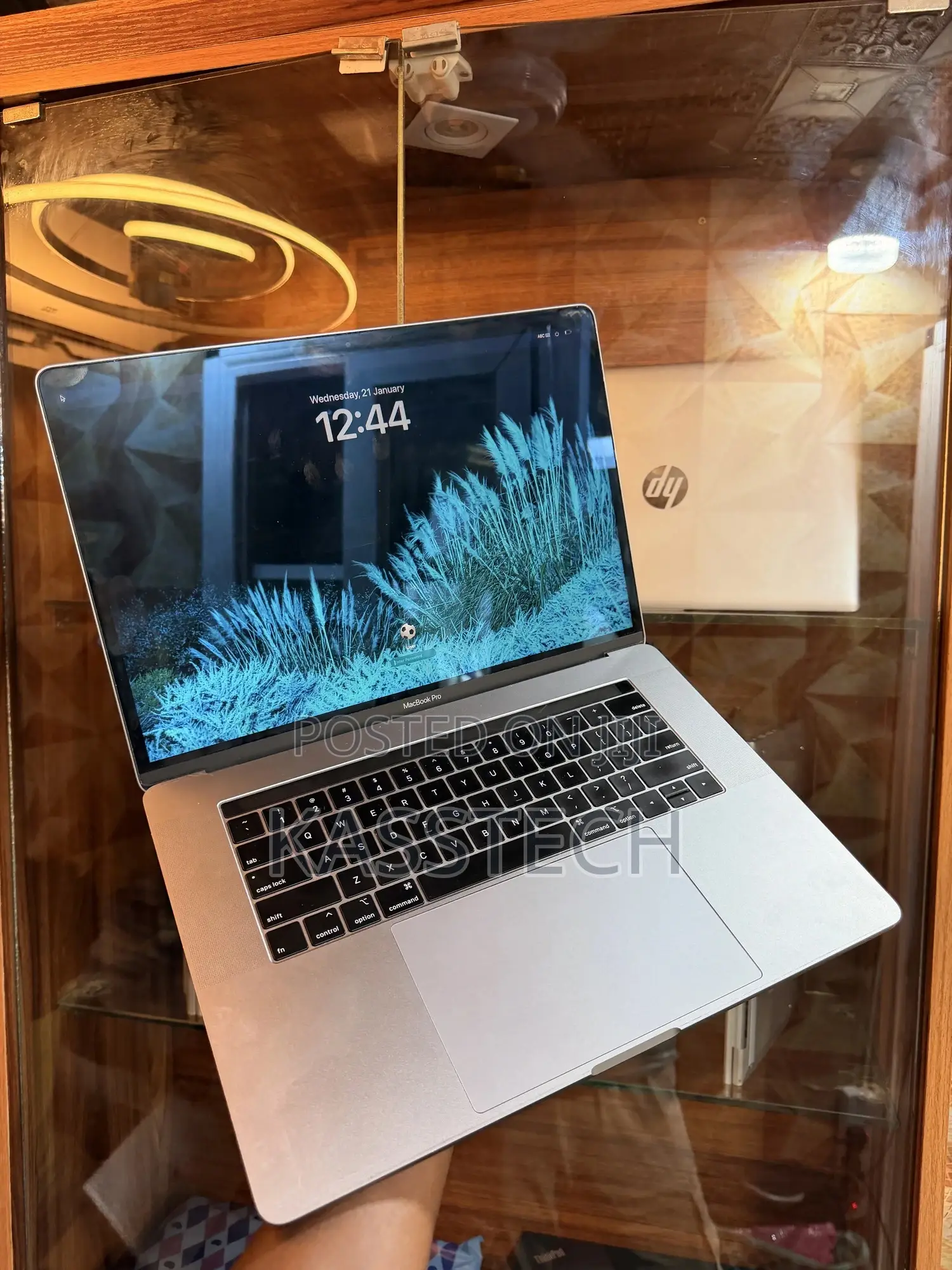 Laptop Apple MacBook Pro 2018 32GB Intel Core I7 SSD 512GB