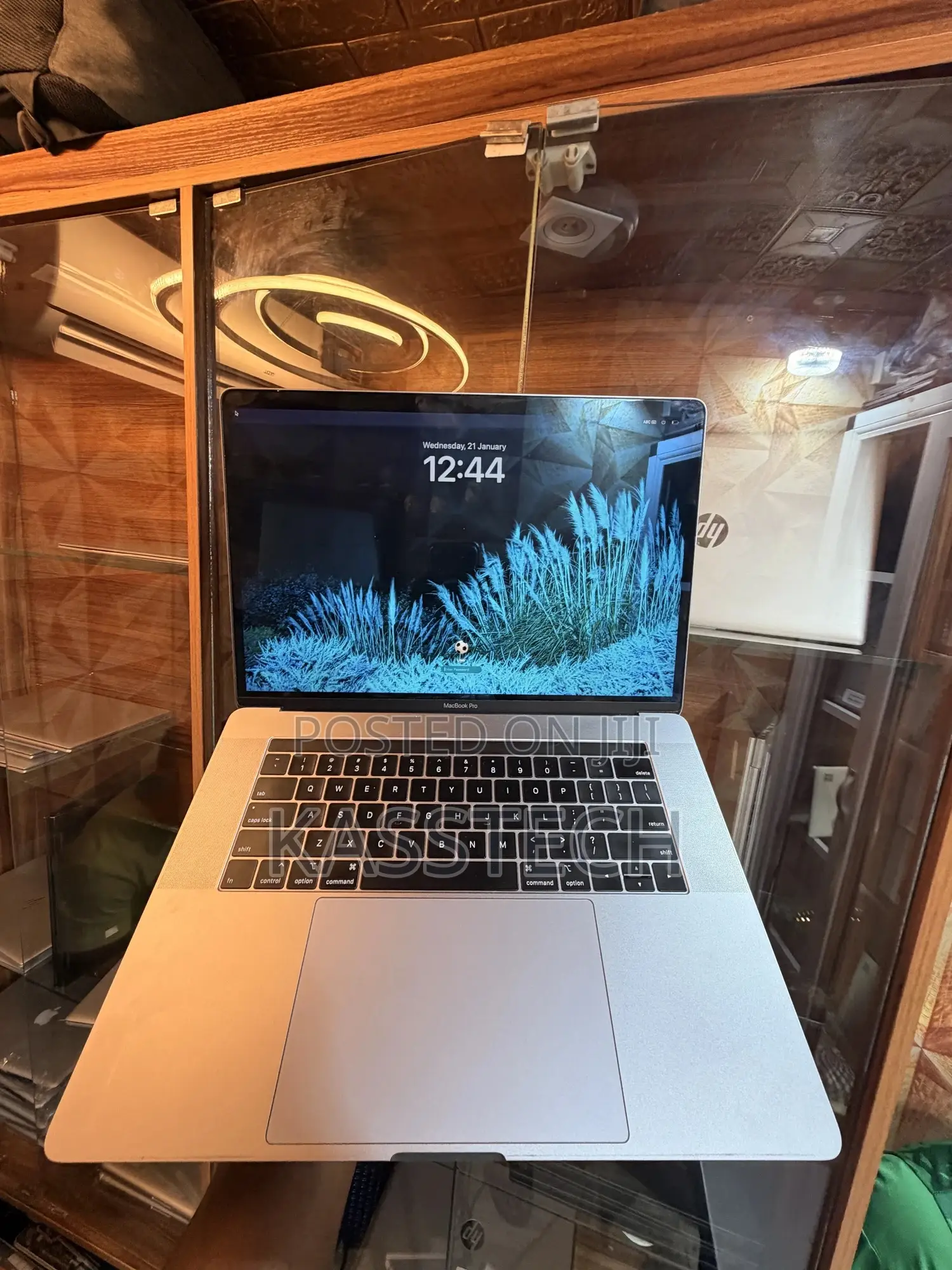 Laptop Apple MacBook Pro 2018 32GB Intel Core I7 SSD 512GB