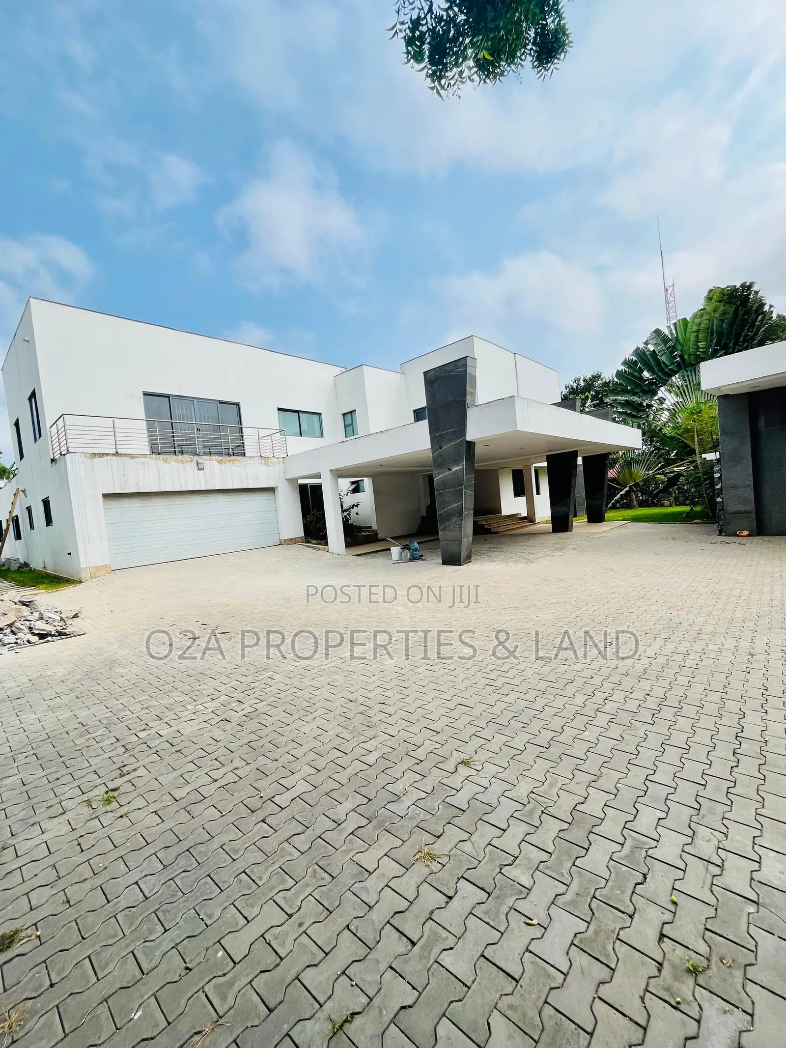7bdrm Mansion in Cantonments, Acquinas for rent