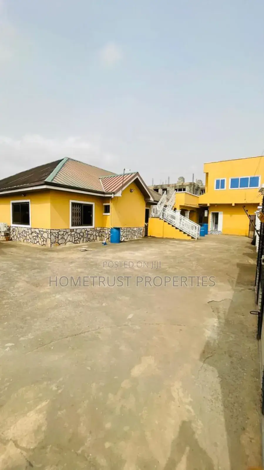 5bdrm House in Hometrust Properties, Ablekuma for sale
