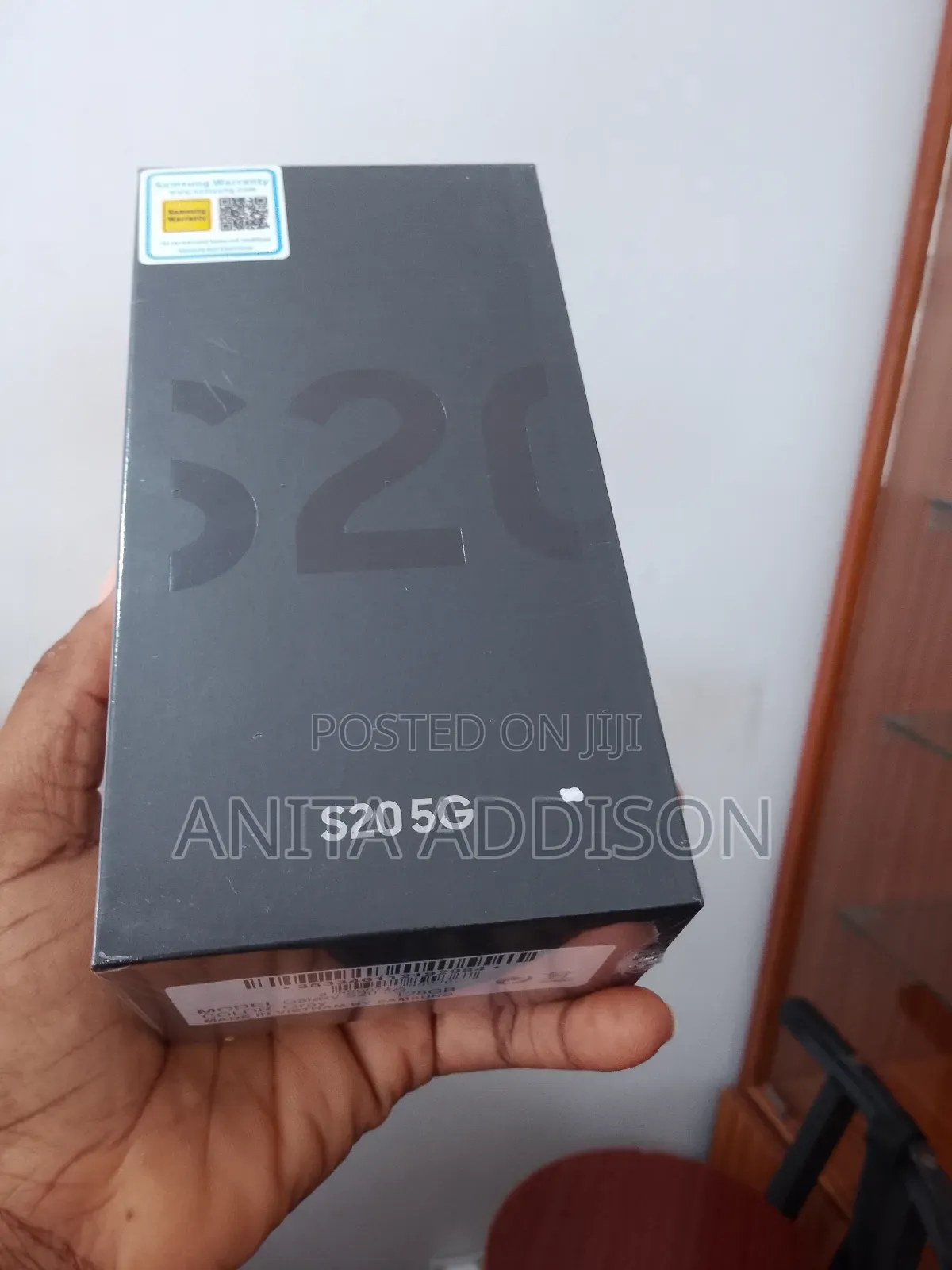 New Samsung Galaxy S20 128 GB Black