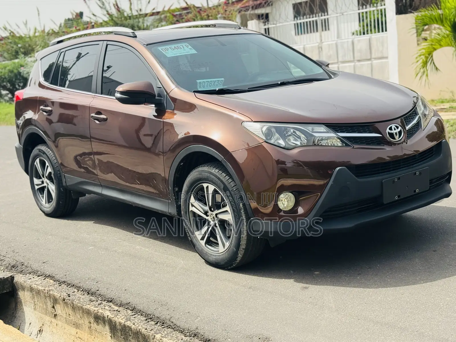 Toyota RAV4 Limited AWD (2.5L 4cyl 6A) 2016 Brown