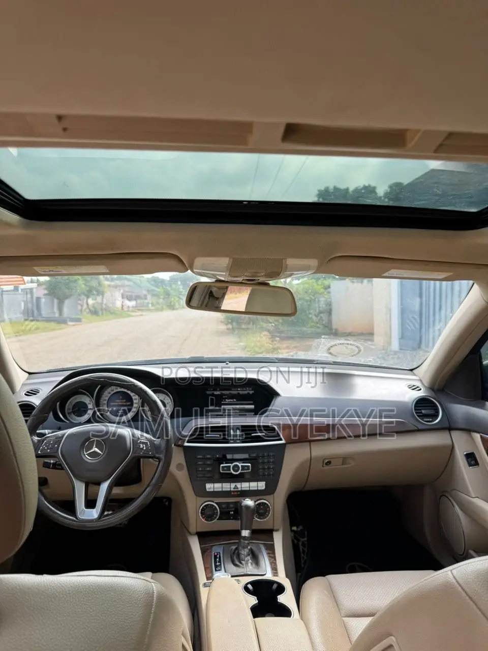 Mercedes-Benz C250 2014 Blue
