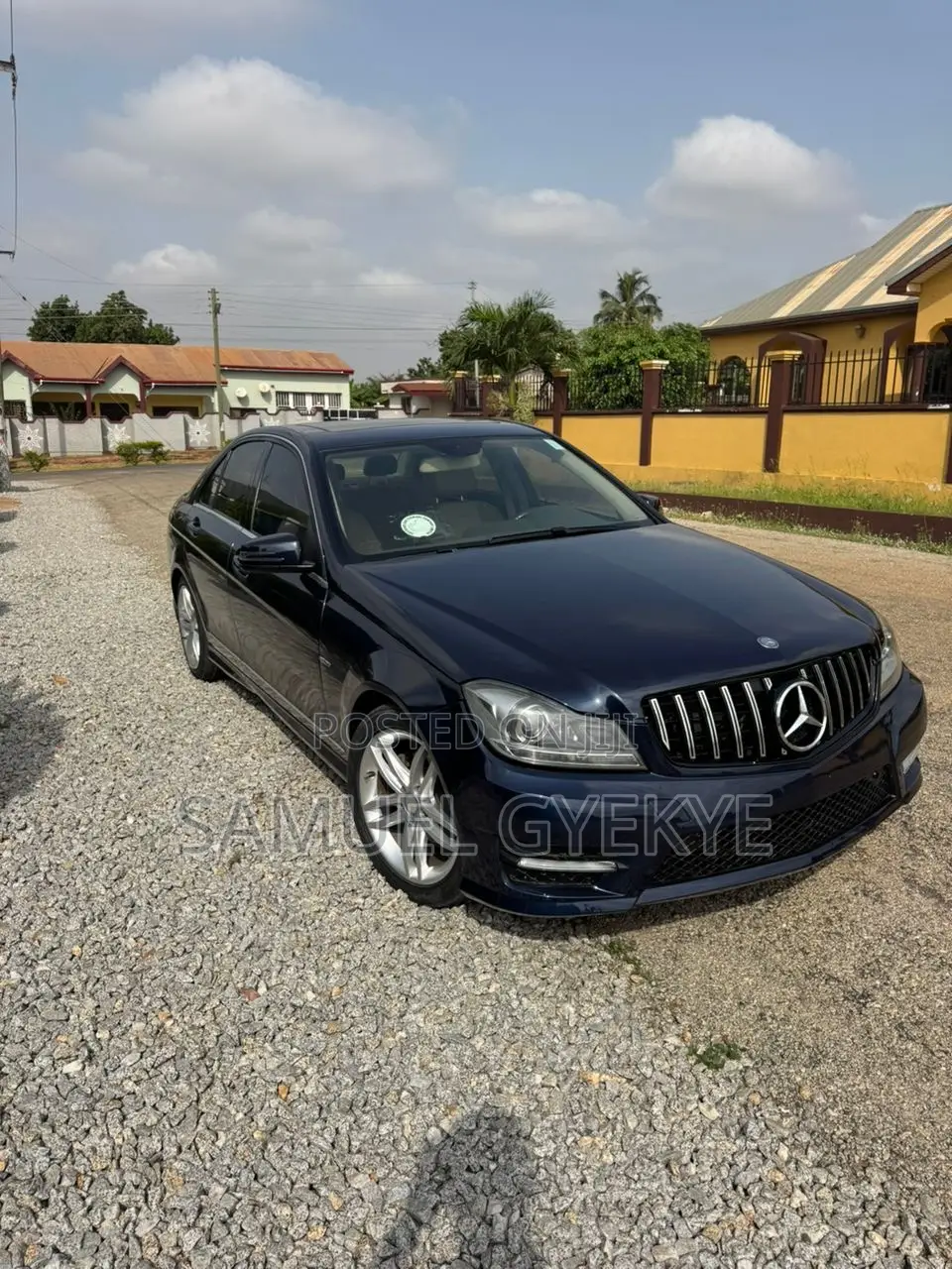 Mercedes-Benz C250 2014 Blue