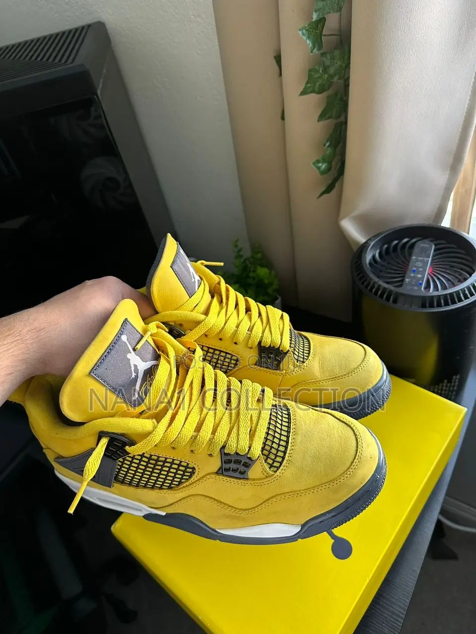 Air Jordan 4 Lightning