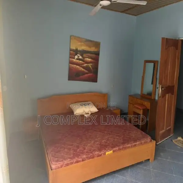 3bdrm House in Nyaniba Estate for rent