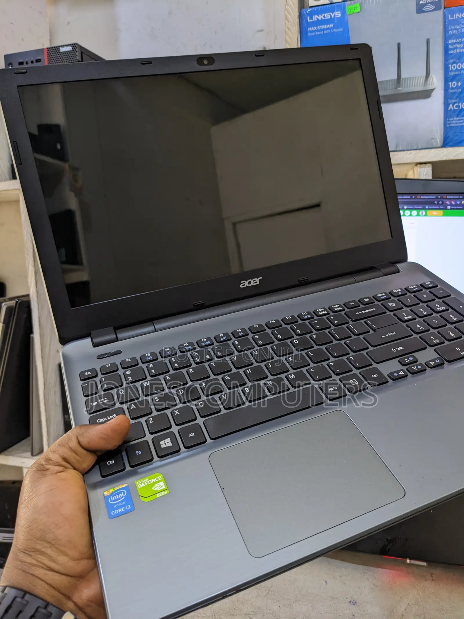Laptop Acer Aspire E5-571 6GB Intel Core i3 HDD 500GB