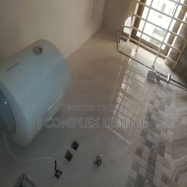 3bdrm House in Nyaniba Estate for sale