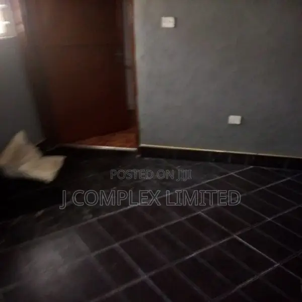3bdrm Apartment in Osu Ako-Adjei for rent