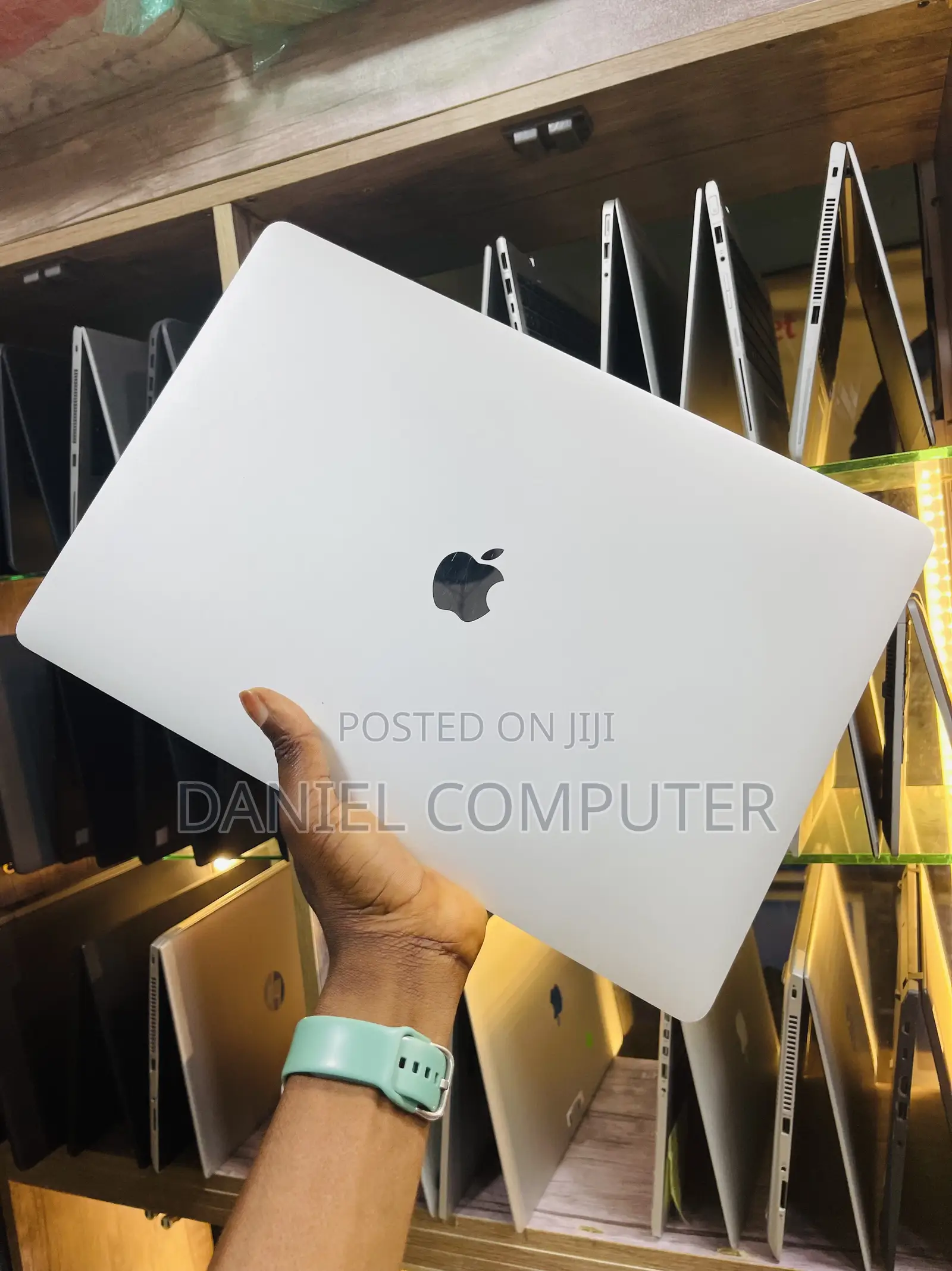Laptop Apple MacBook Pro 2019 16GB Intel Core i7 SSD 512GB