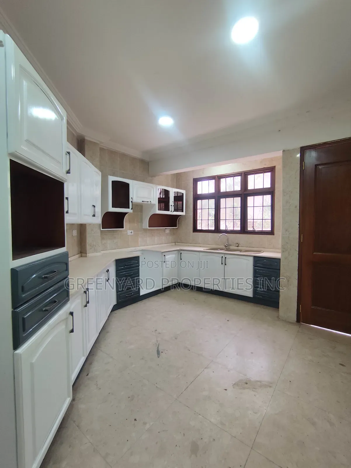 Commercial Space for Rent