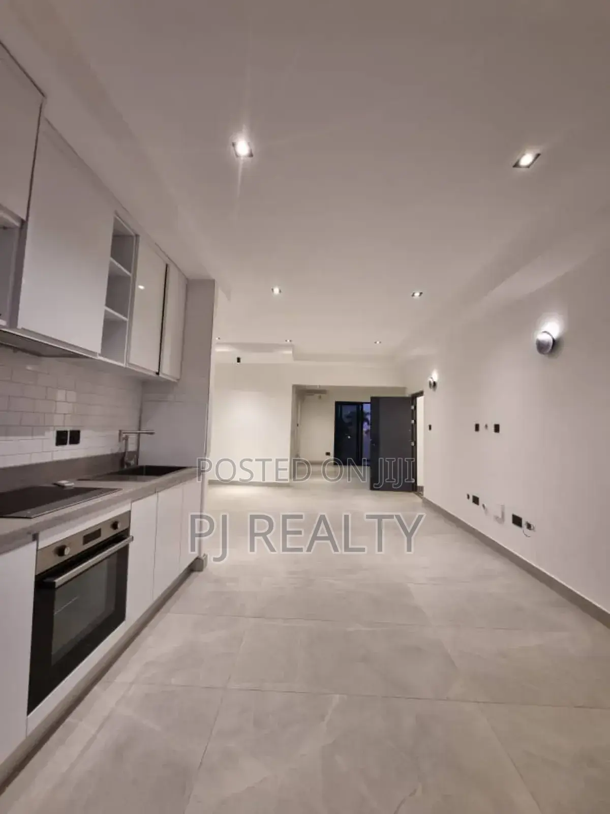 4bdrm House in Adjiriganor for sale