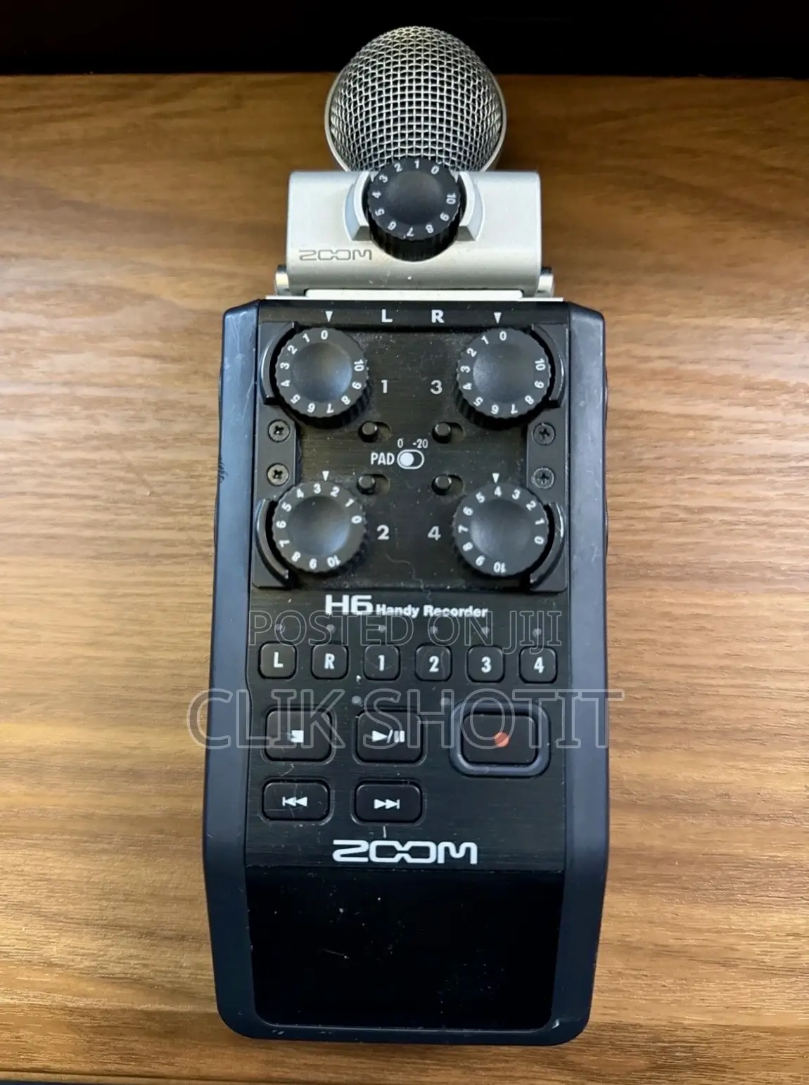 Zoom H6 6-Track Digital Recorder W/Tripod, MSH-6 Microphone