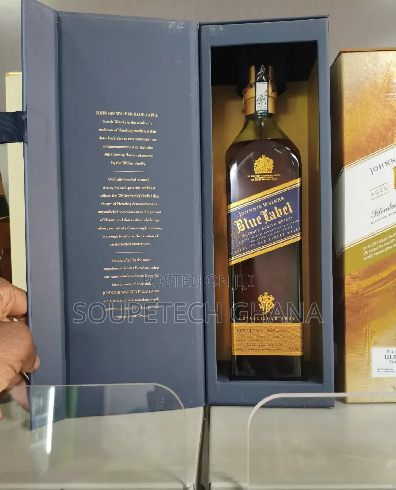  Johnnie Walker Blue Label – Premium Blended Scotch Whisky