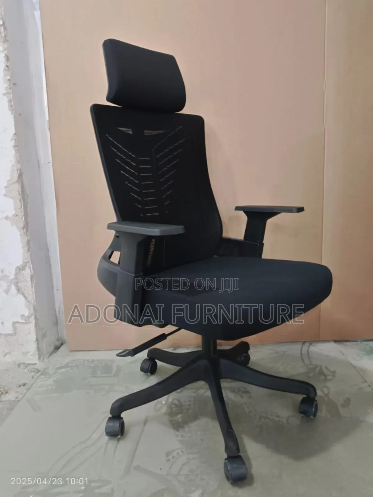 Office Swivel Chair (Mesh)