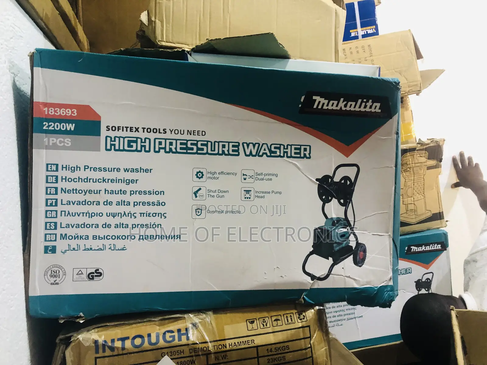 Get The Mini Washing Bay Makalita 2200w High Pressure Machine