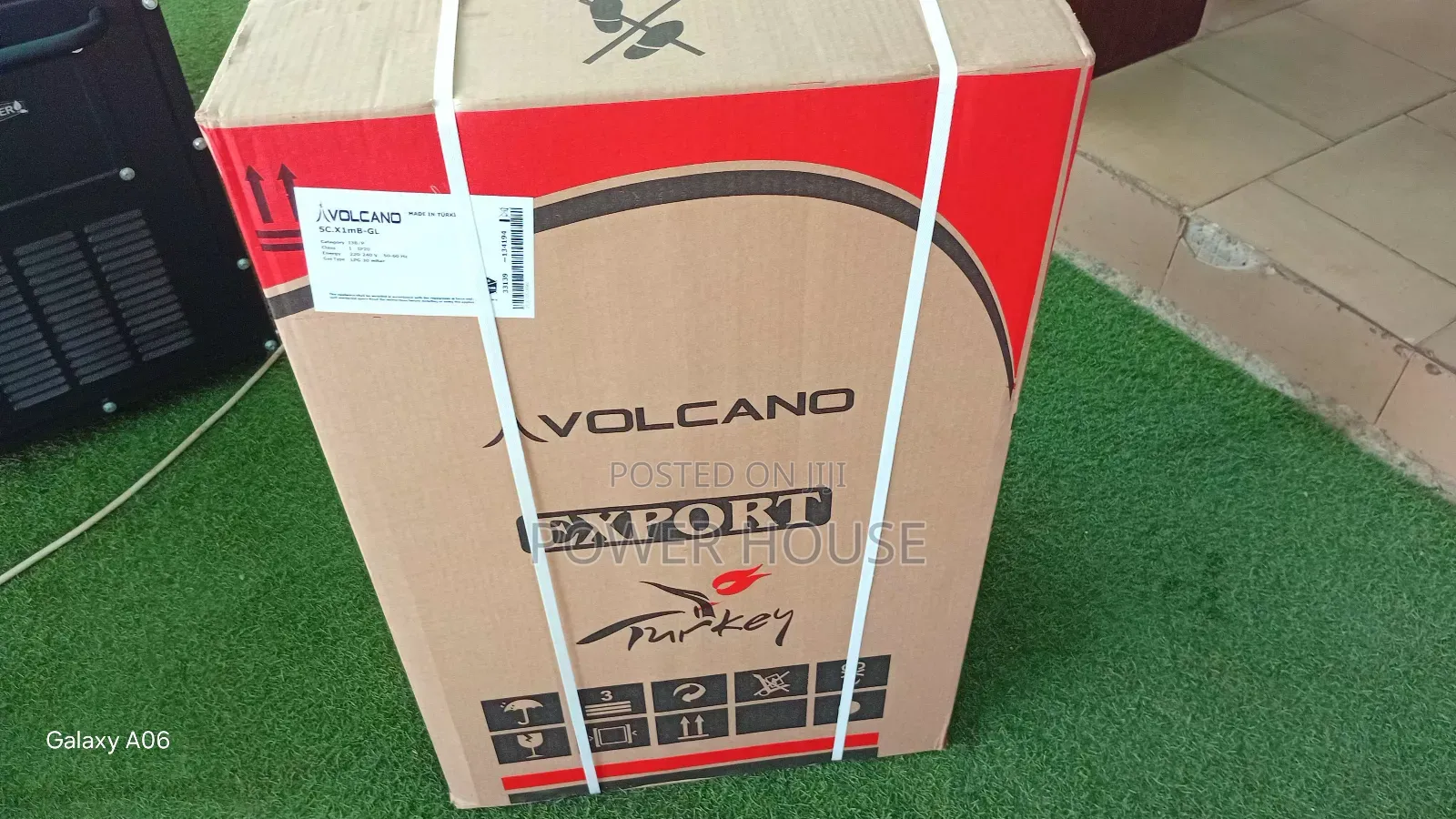 Volcano 4-Burner Gas Cooker – Perfect for Home Meals