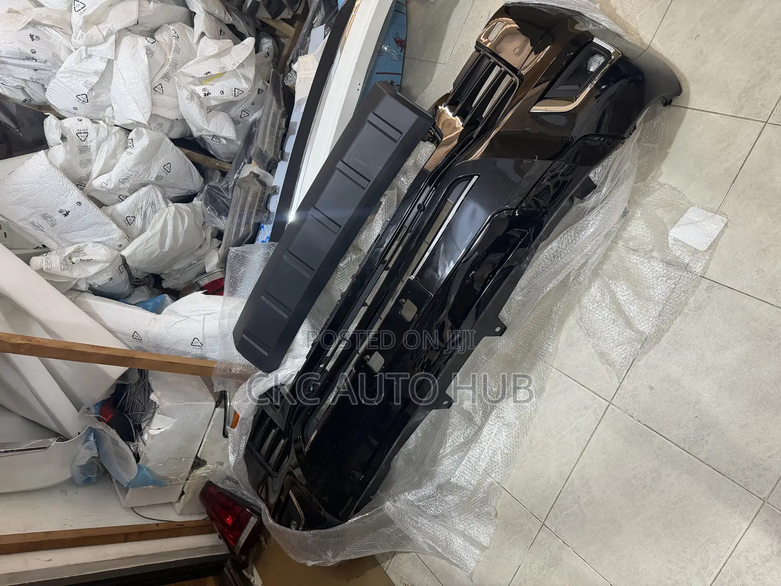 Land Cruiser 300 Front Bumper Complete Available