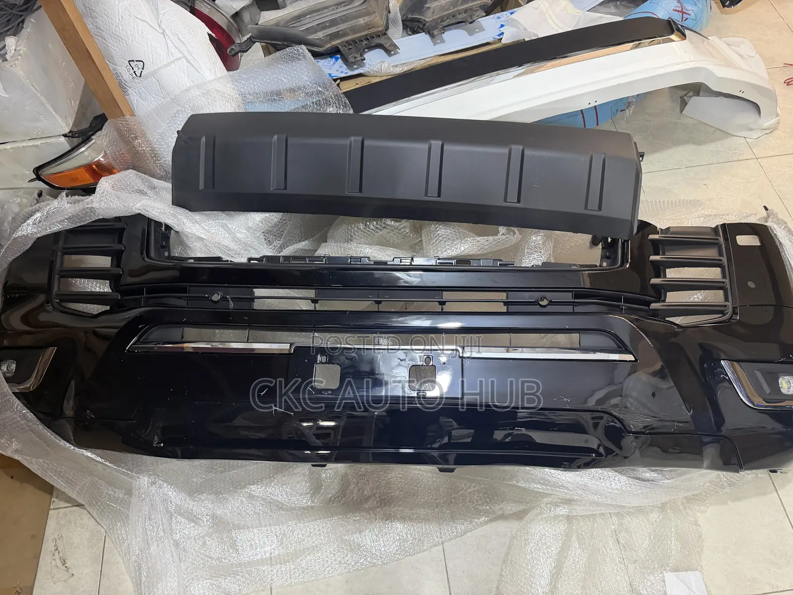 Land Cruiser 300 Front Bumper Complete Available