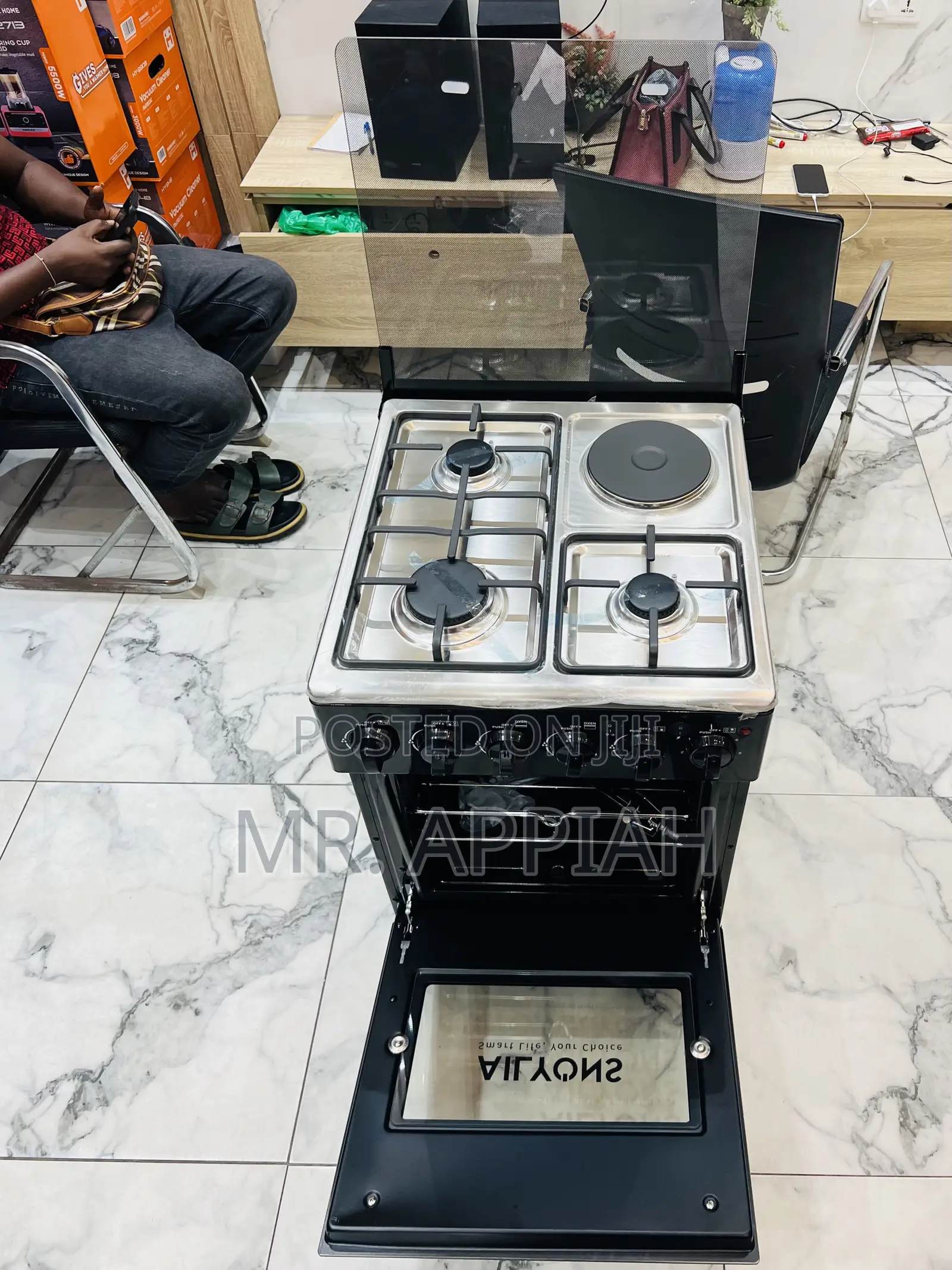 Shop Quality Ailyons 3 Gas With 1 Electric Burner With Oven(Black) 