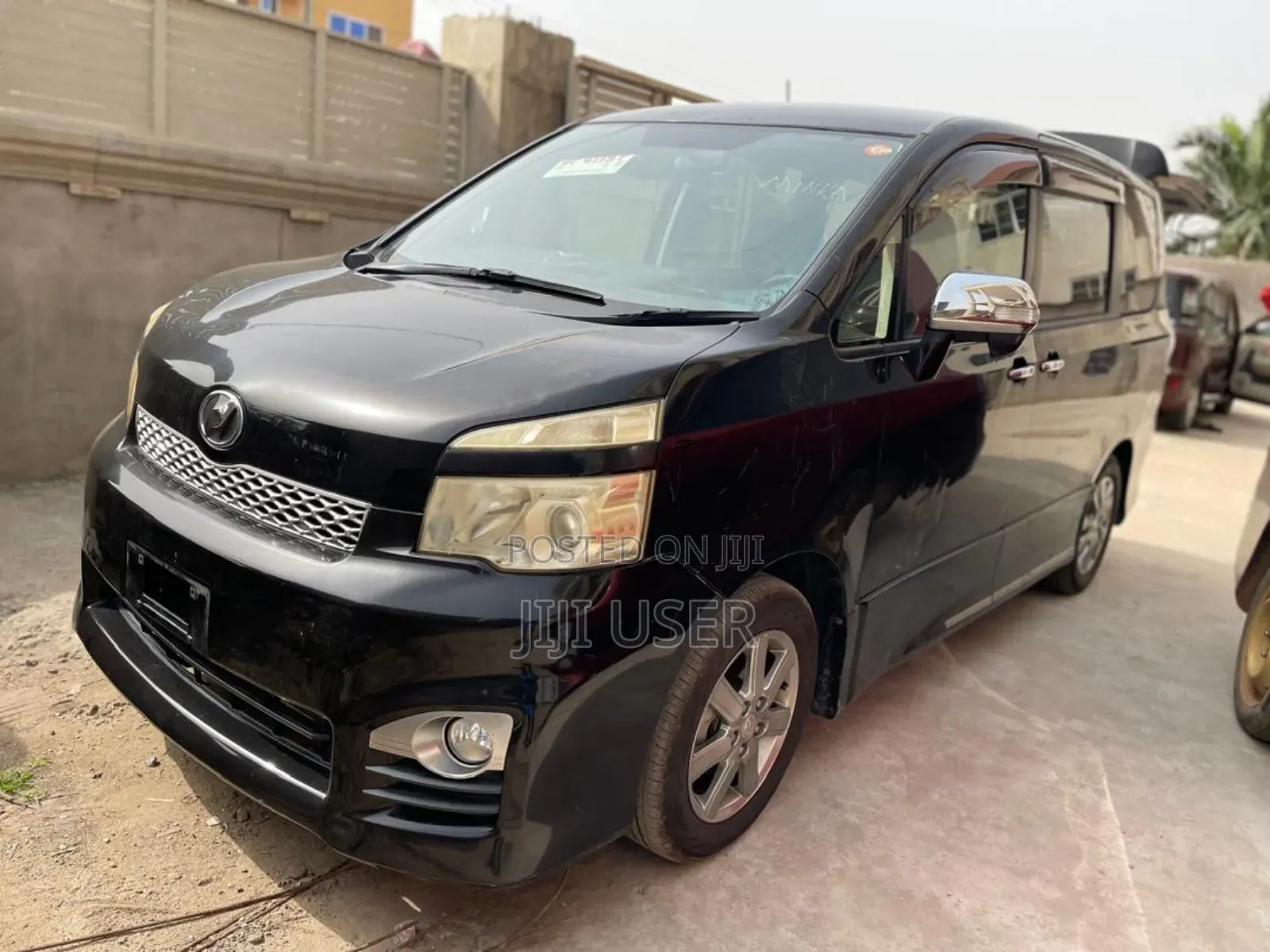 Toyota Voxy 2012 Black
