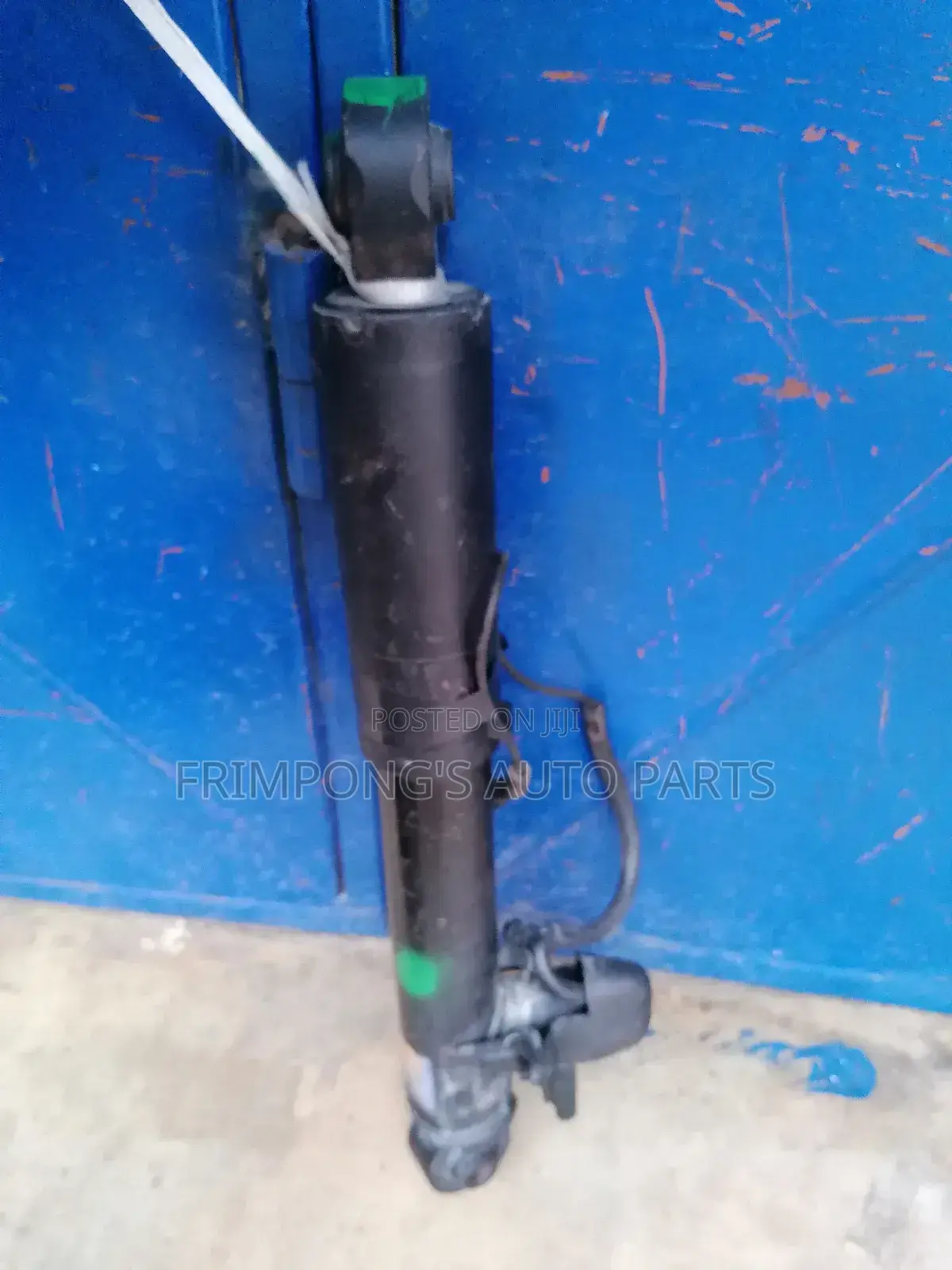Lexus Rx350 2018 Back Shocks  Right Side Absorbers Sensor Type
