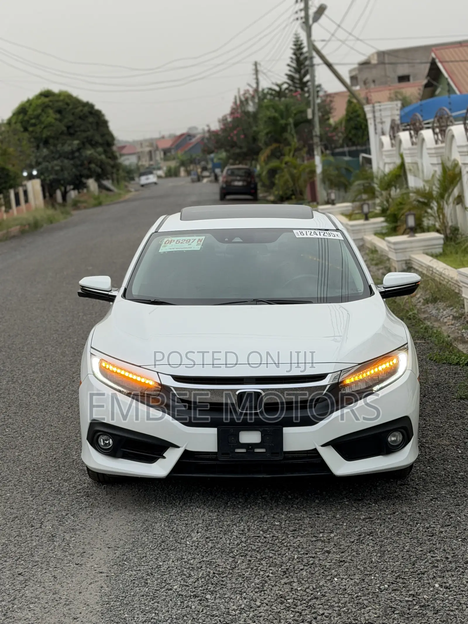 Honda Civic Touring Sedan 2018 White