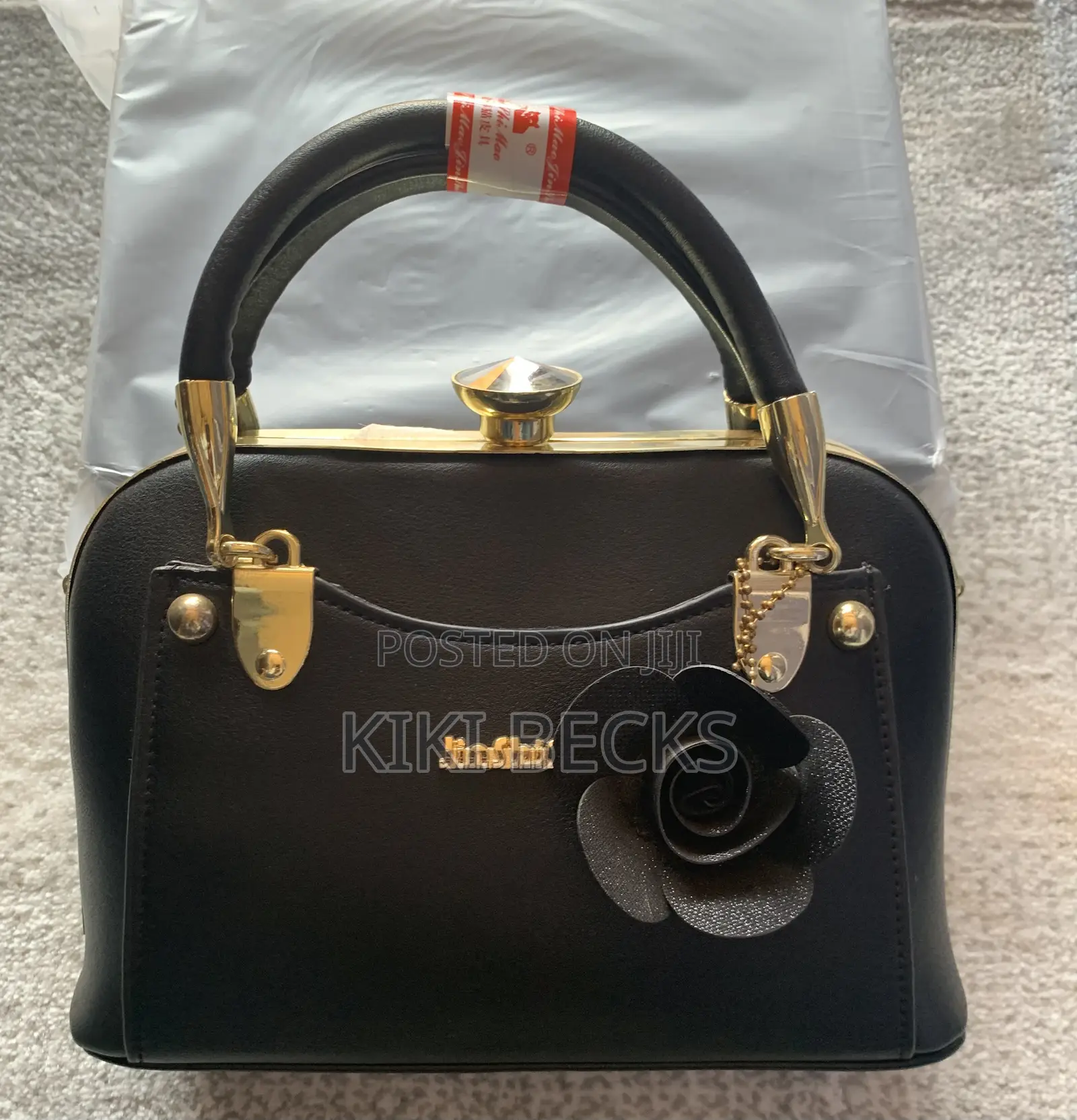 Faahionable Bags for Ladies