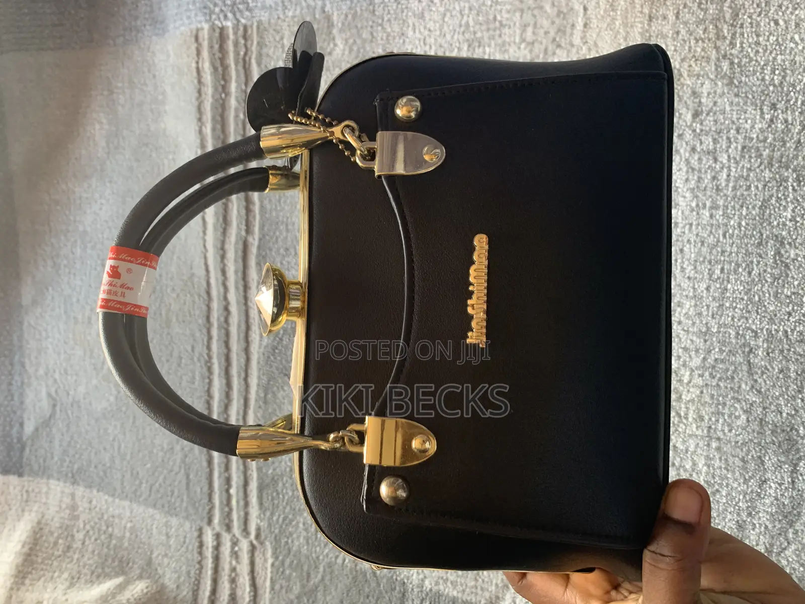Faahionable Bags for Ladies