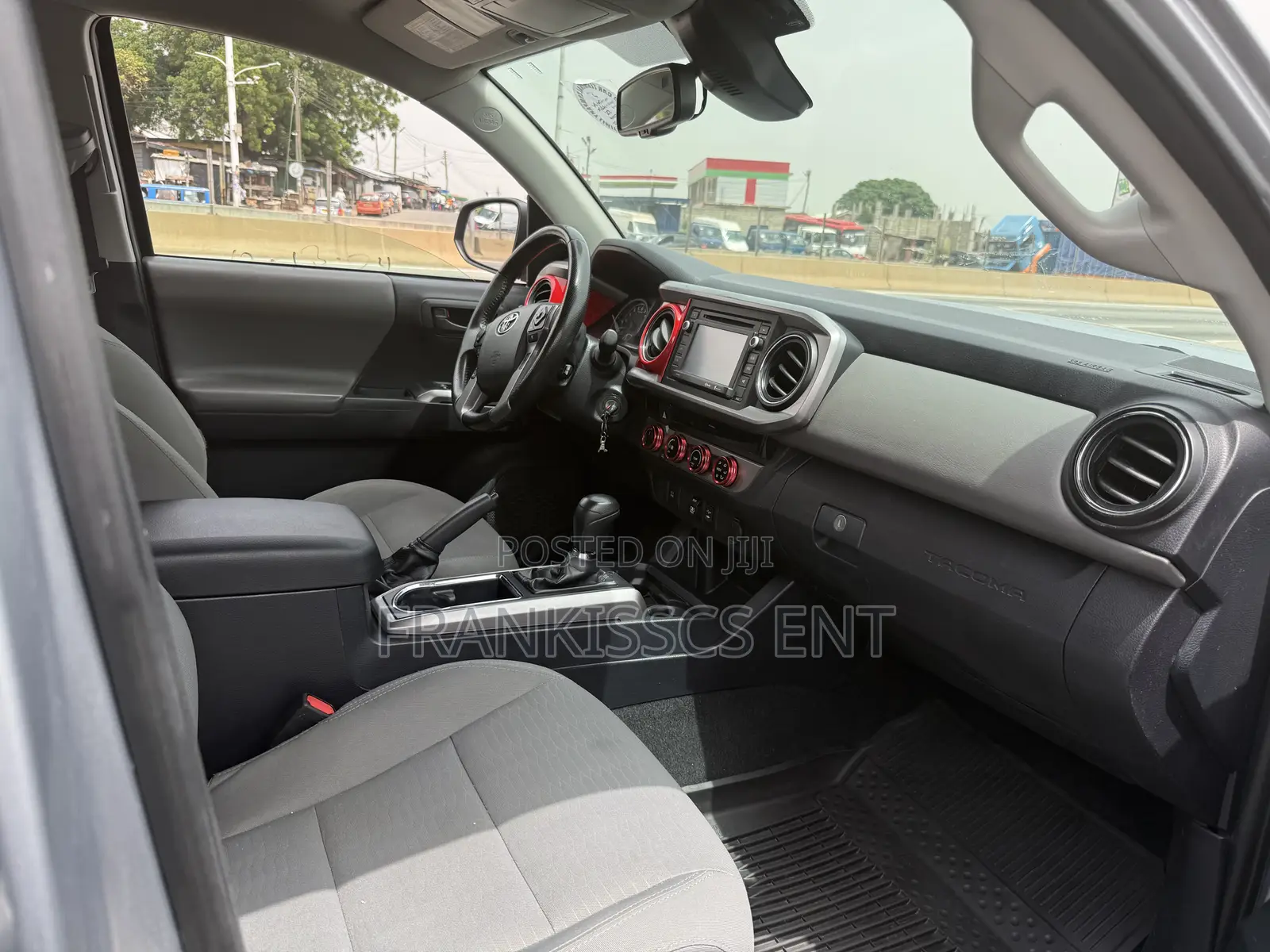 Toyota Tacoma SR 2018 Gray
