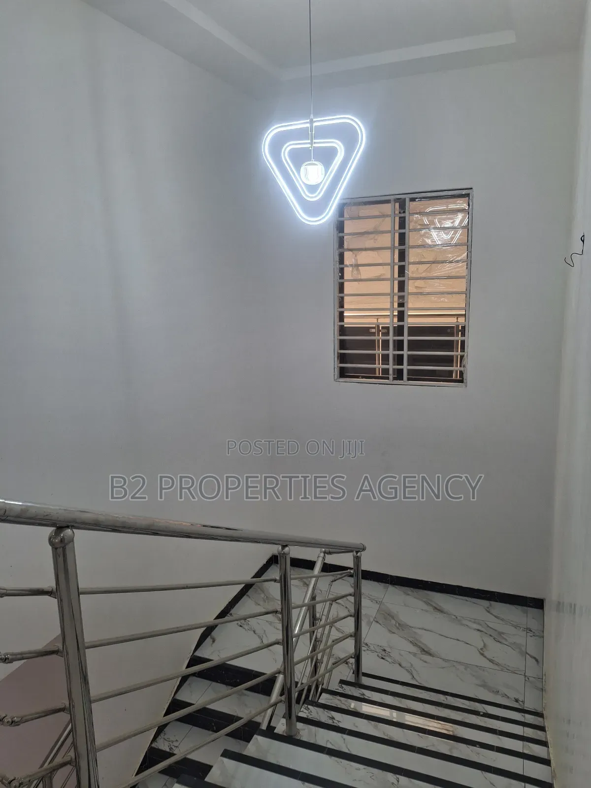 Furnished 5bdrm Duplex in B2 Properties Agency, Kumasi Metropolitan