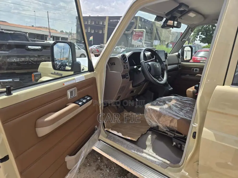 New Toyota Land Cruiser LC300 2025 Beige