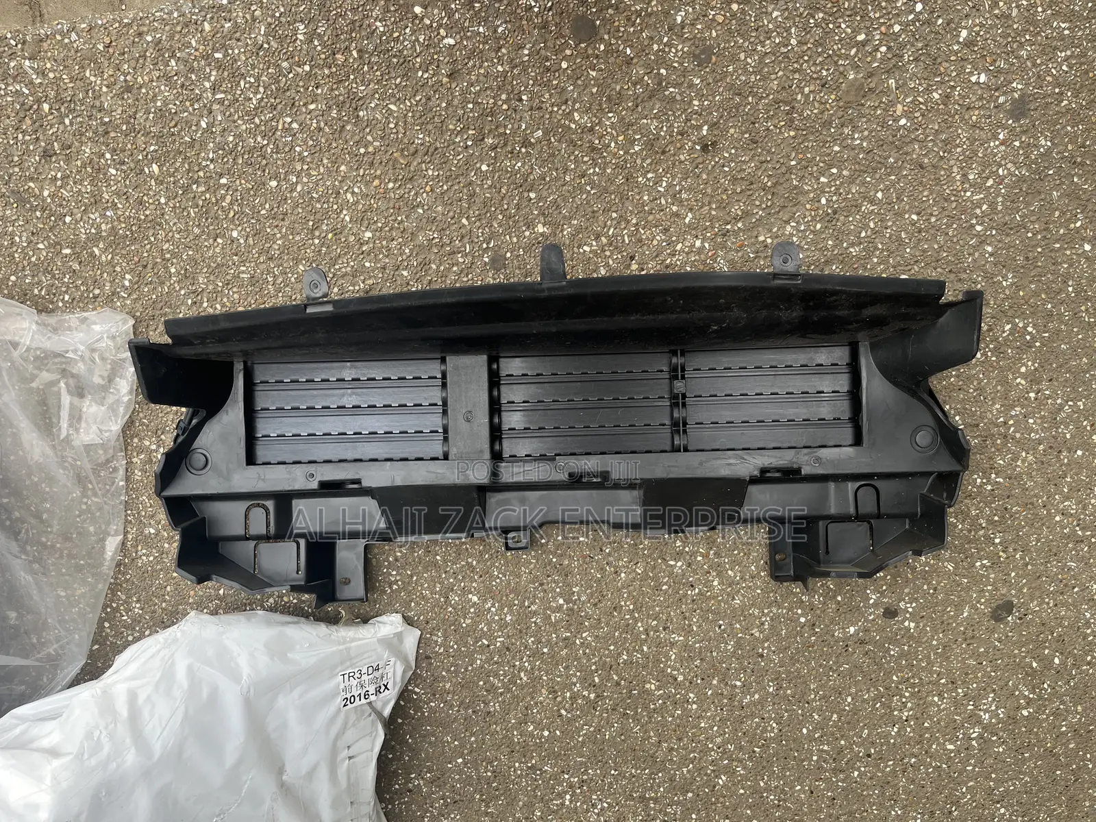 CRV 2017-2020 Top Shutter Grille With Motor