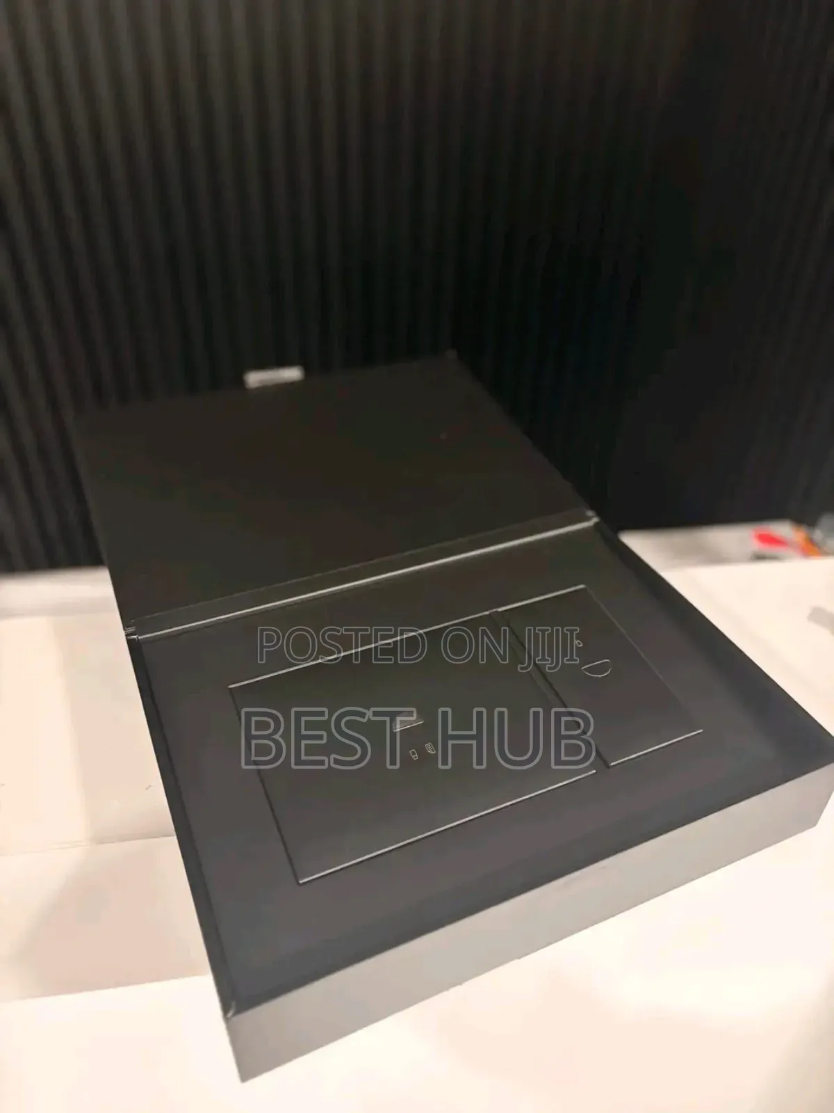 New Laptop Huawei MateBook X Pro 16GB Intel Core i7 SSD 1T
