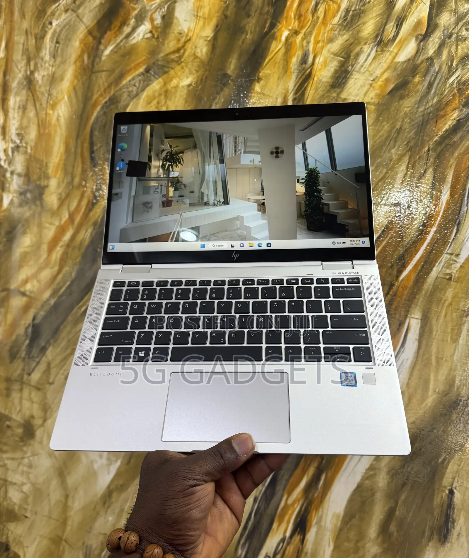 Laptop HP EliteBook 1030 8GB Intel Core i5 SSD 256GB