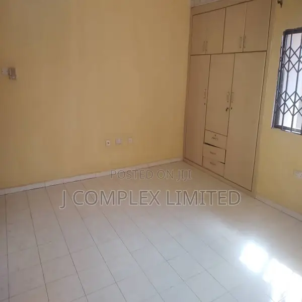 3bdrm Apartment in Airport Residential Area for sale