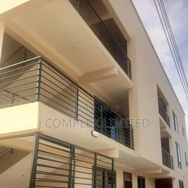 3bdrm Apartment in Airport Residential Area for sale