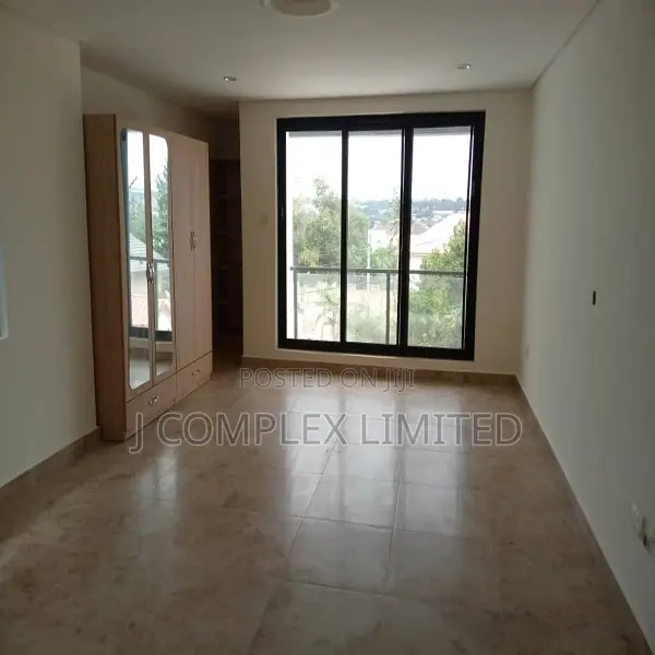 3bdrm Apartment in Airport Residential Area for rent