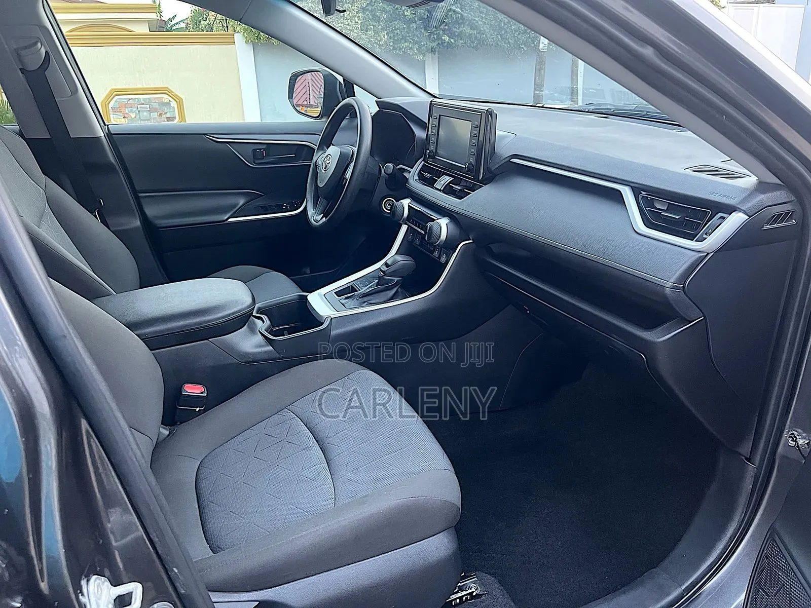 Toyota RAV4 LE 2022 Gray